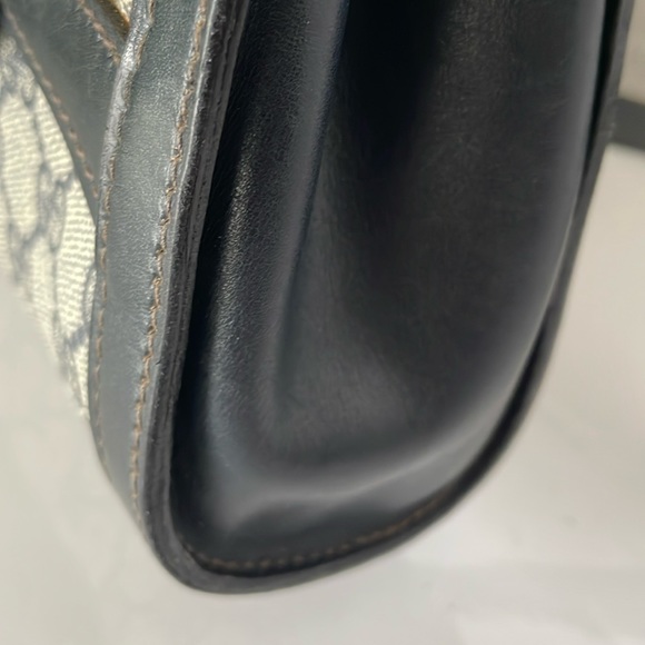 ❌Price Drop❌Authentic Gucci Tote  Leather /Shoulder Bag Cursive. - Picture 7 of 13